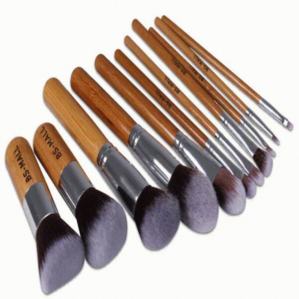 11Pcs Bamboo Makeup Brush Set, Synthetic Kabuki Makeup Brush Set With Storage Bag And Makeup Sponge, USPS Shipping - Image 4
